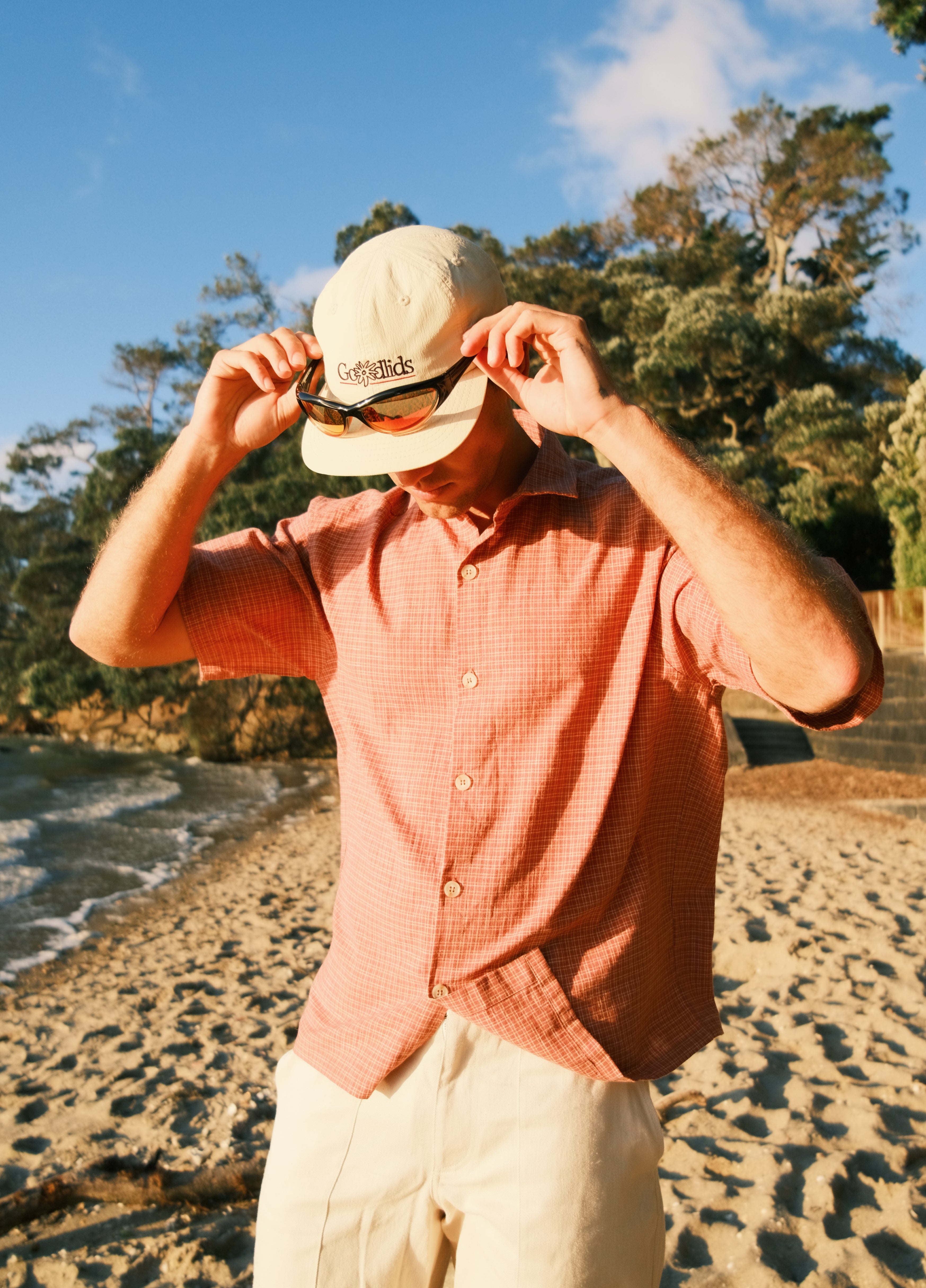 Venture Shirt - Pōhutukawa