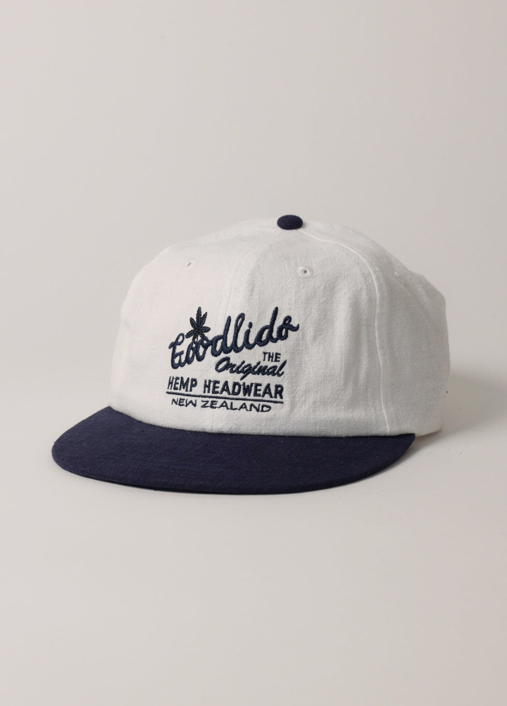 Classic Circle Brim - White/Navy